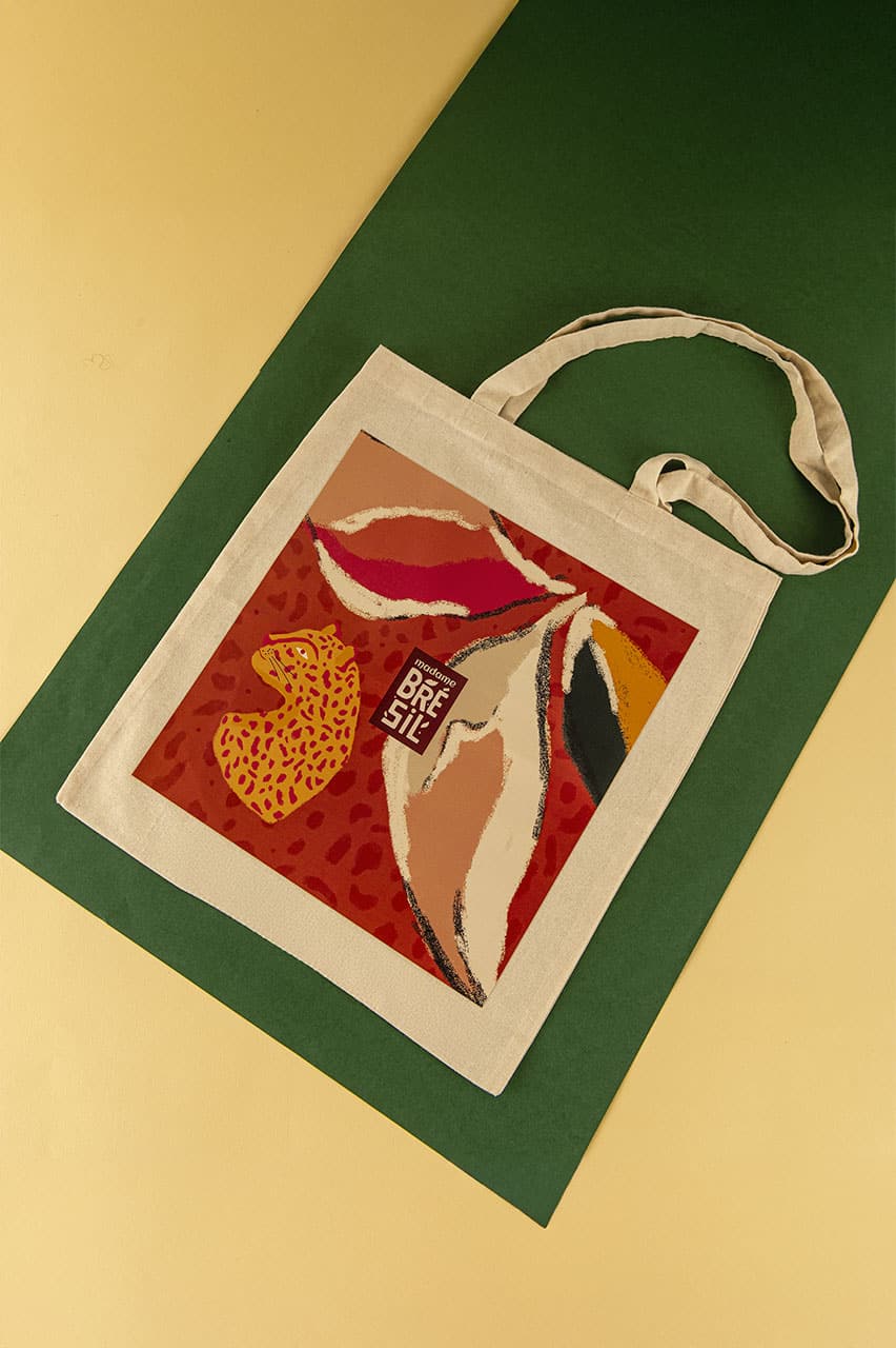 Tote bag